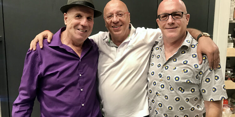 מימין לשמאל: רן יניב, דורון חזות ויאיר גבריאלי לקחים ותובנות מהמגרש