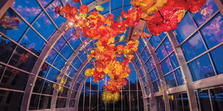 Glasshouse Sculpture, Photographer Nathaniel Wilson ביקור בגני צ'יהולי בסיאטל