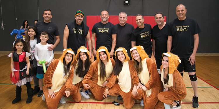 פורים על המגרש