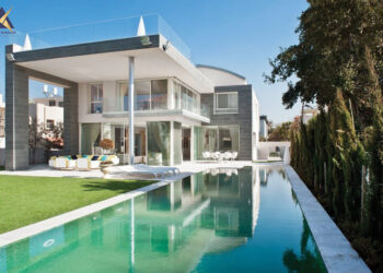 ג'יזל אביב – המתווכת הישראלית שמלווה תושבי־חוץ בקנייה ומכירה של נכסים בארץ