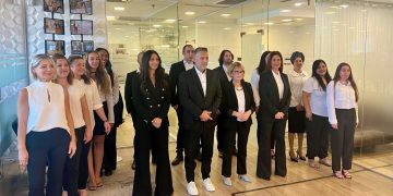 סוגרים את החובות