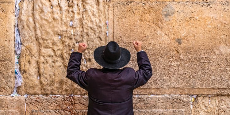 תשעה באב – מצפים לגאולה