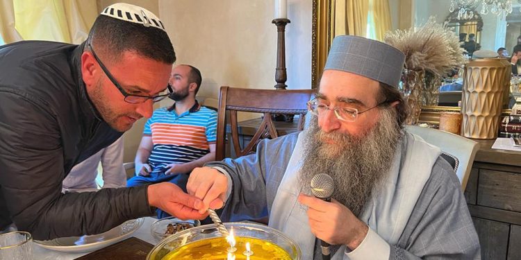 ישראלים טובים באמצע הדרך