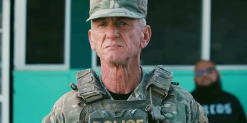 Sean Penn קרב רודף קרב: פול תומאס אנדרסון, דיקפריו ושון פן במסע קולנועי סוער על מהפכנים, כאוס ואהבה