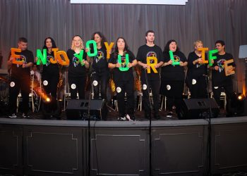 חיבוק קהילתי בלב לוס אנג'לס: