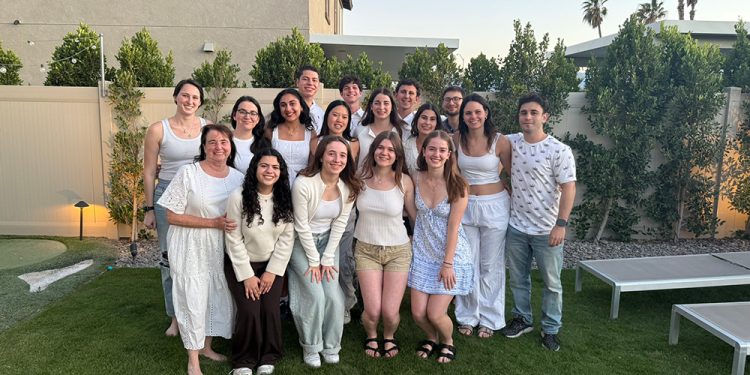 סטודנטים יהודים חוזרים לשורשים